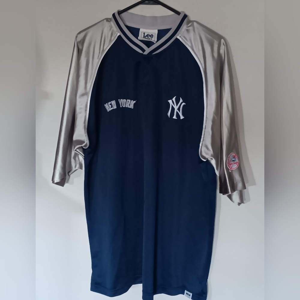 Vintage 90s New Yotk Yankees Jersey